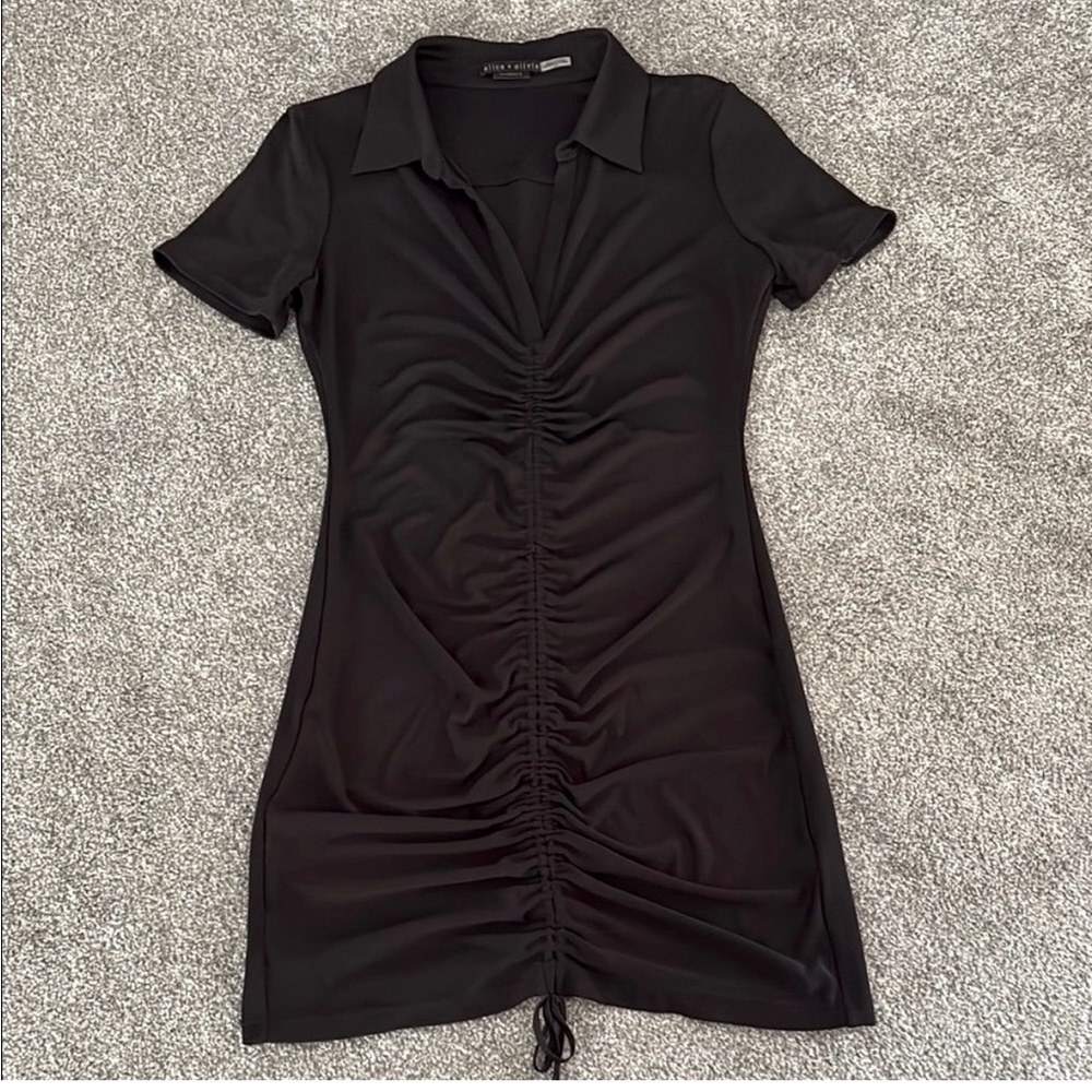Alice & Olivia classic Dress
